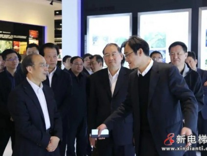 康力電梯董事長王友林接待長三角G60科創(chuàng)走廊九城市人大代表團