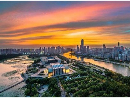 新電梯早新聞 5月21日，星期五，農(nóng)歷四月初十