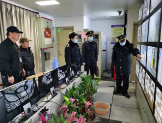 2分鐘不到維保完3臺電梯？“掃碼維?！逼毓馓摷倬S保！