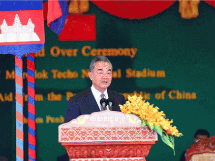矚目！中柬隆重舉行援柬體育場項目交接儀式