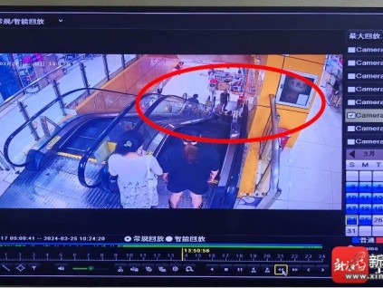 海南?？冢阂簧虉?chǎng)自動(dòng)扶梯“帶病”運(yùn)行致人摔傷，電梯維保記錄涉嫌造假