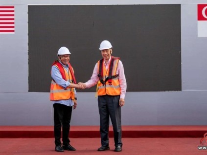 全球首條跨國、跨海城市輕軌@康力電梯