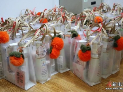 花開江南，芳華綻放︱江南嘉捷關(guān)愛女職工活動溫暖起航，祝所有女神：節(jié)日快樂！